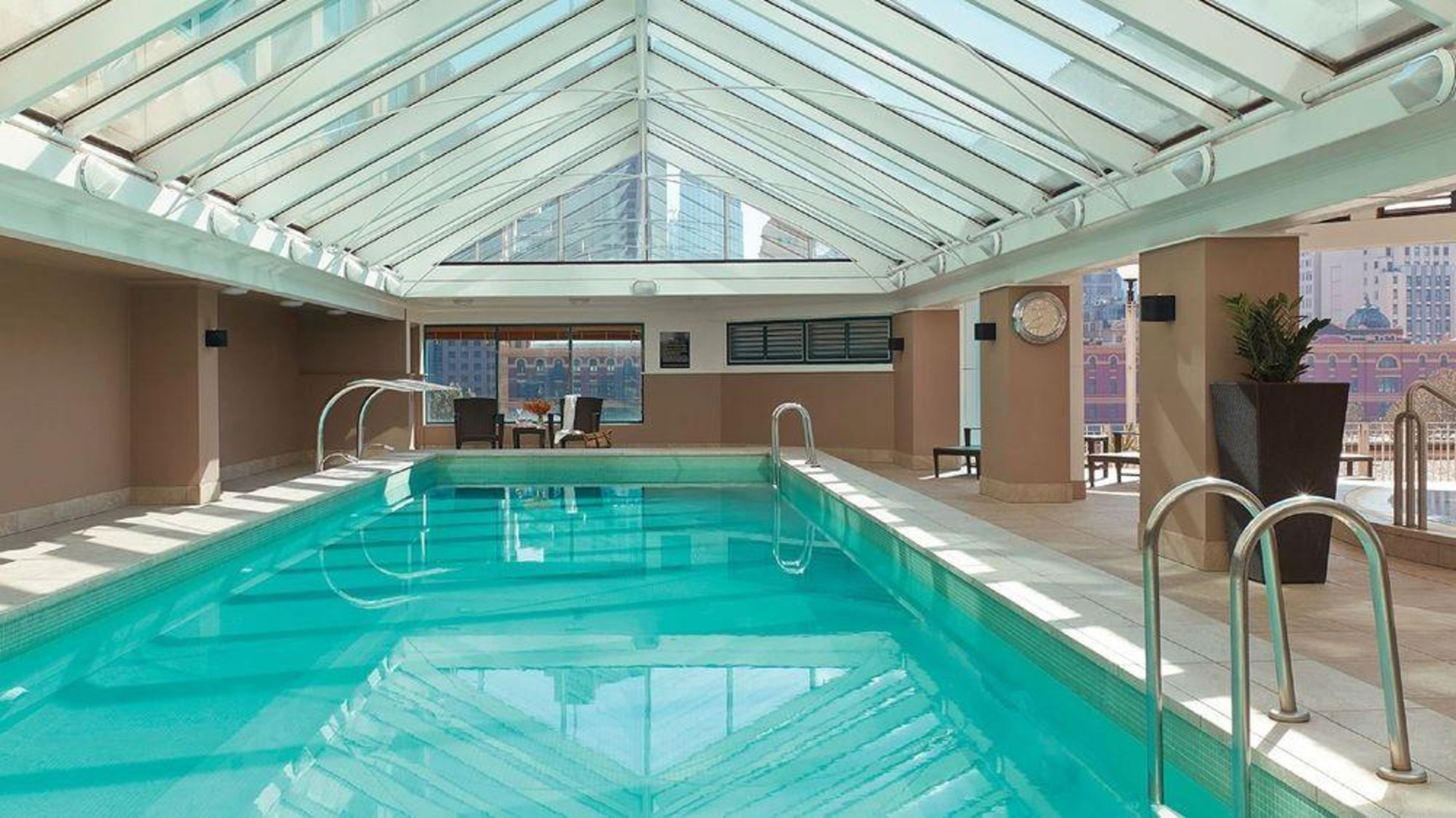 Hotel The Langham Melbourne Esterno foto The pool at the Mandarin Oriental, Munich