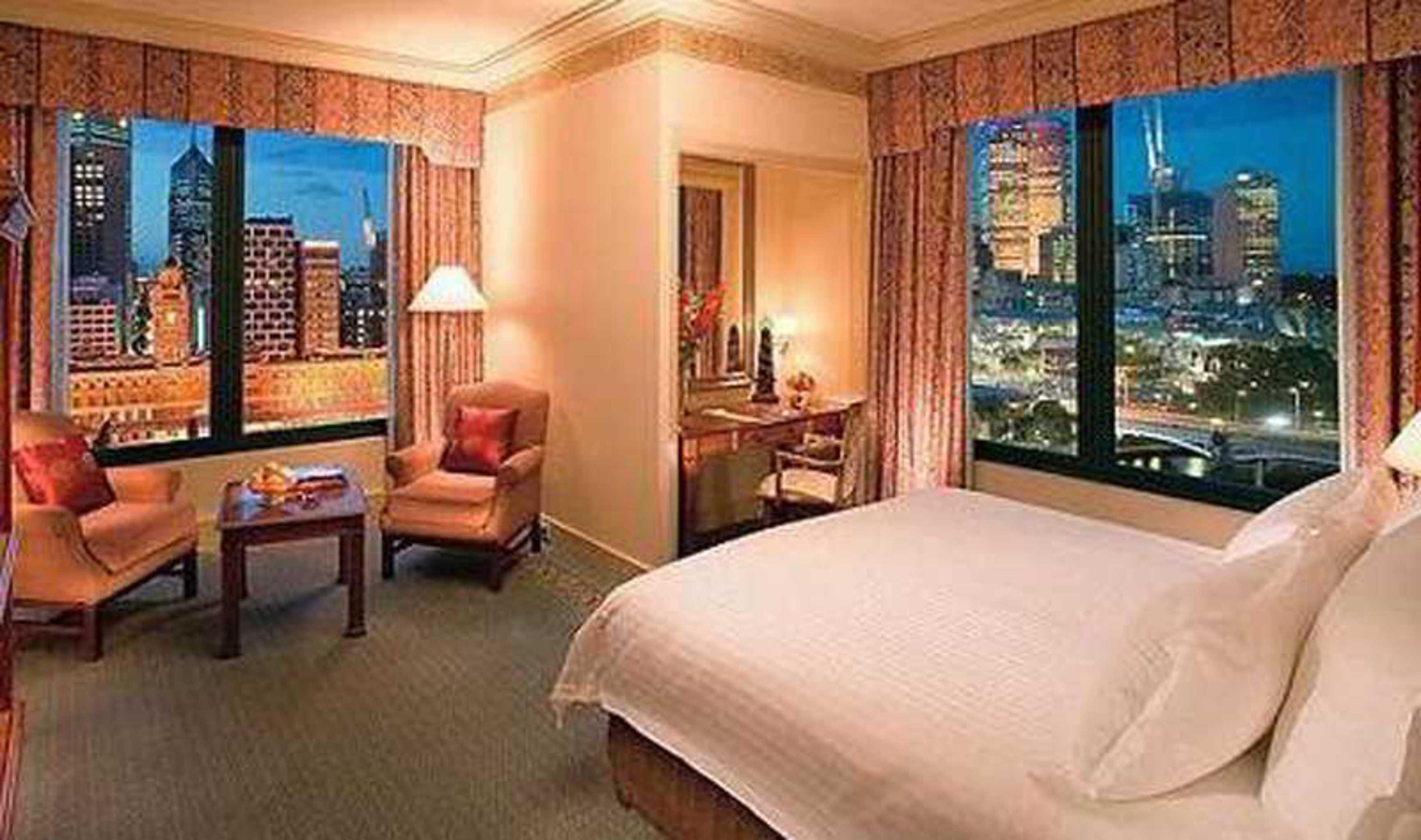 Hotel The Langham Melbourne Camera foto A guest room at the Four Seasons Hotel