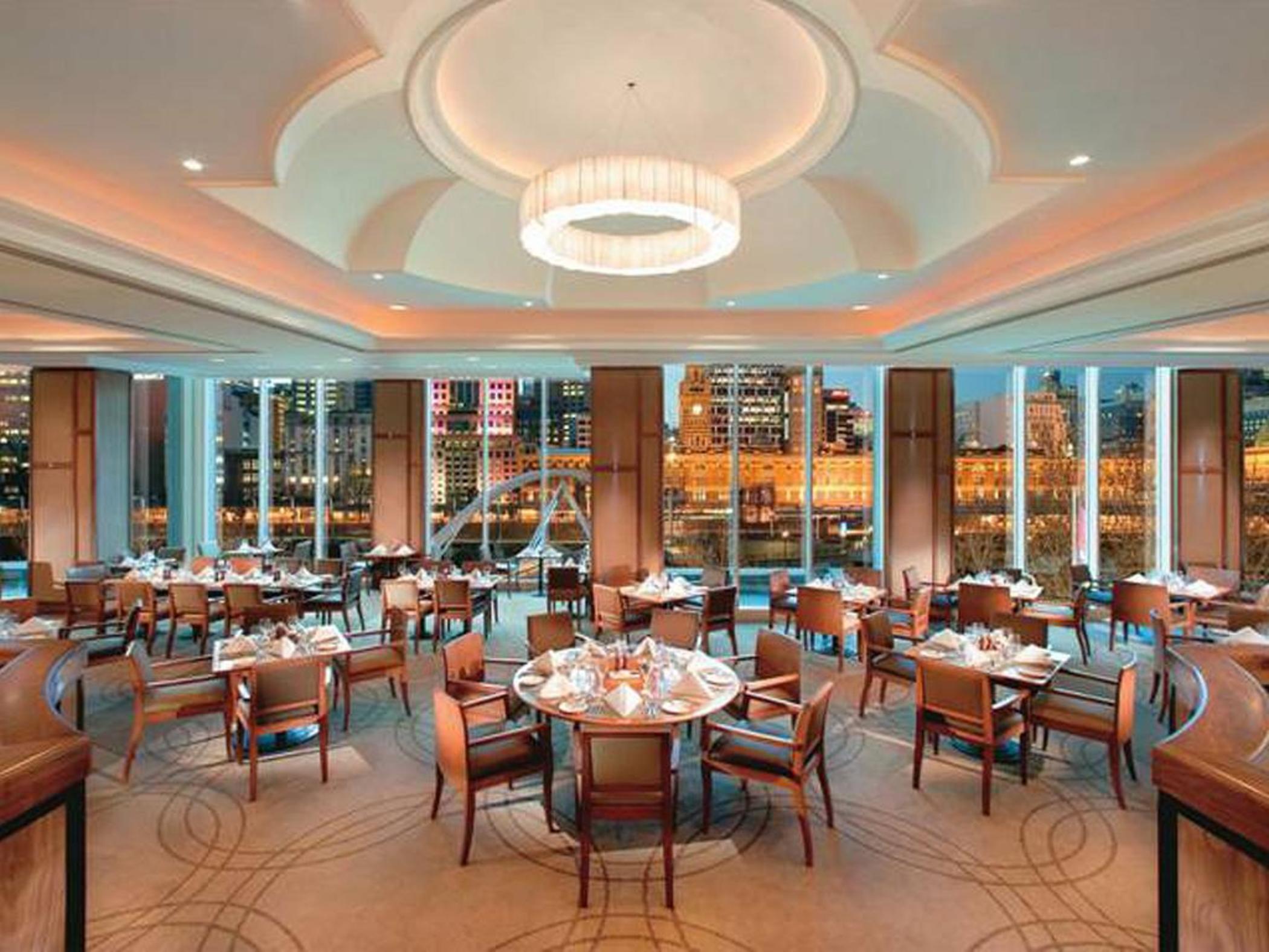 Hotel The Langham Melbourne Esterno foto The Riverfront Restaurant