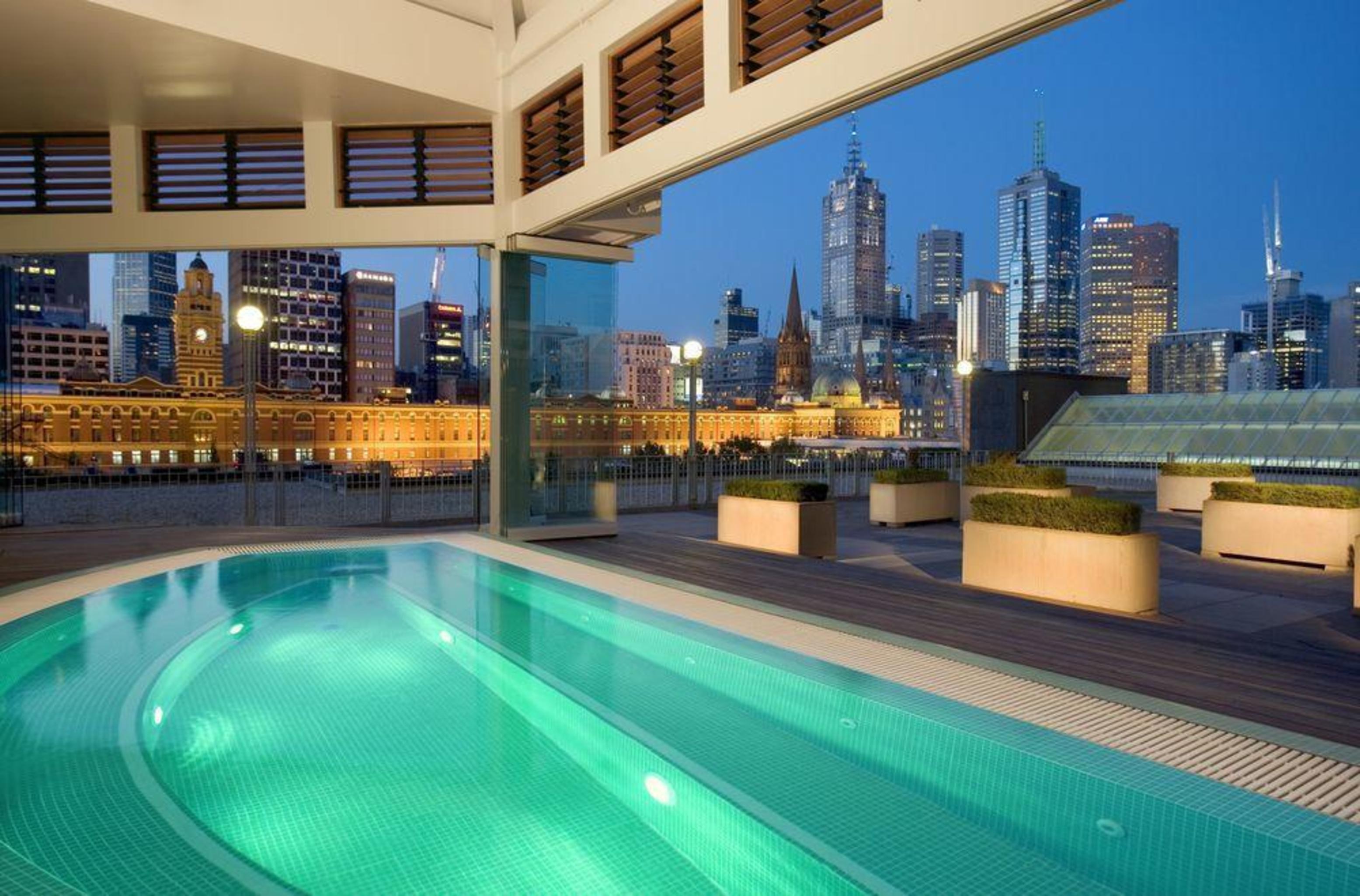 Hotel The Langham Melbourne Servizi foto The pool at the rooftop of the Crown Towers