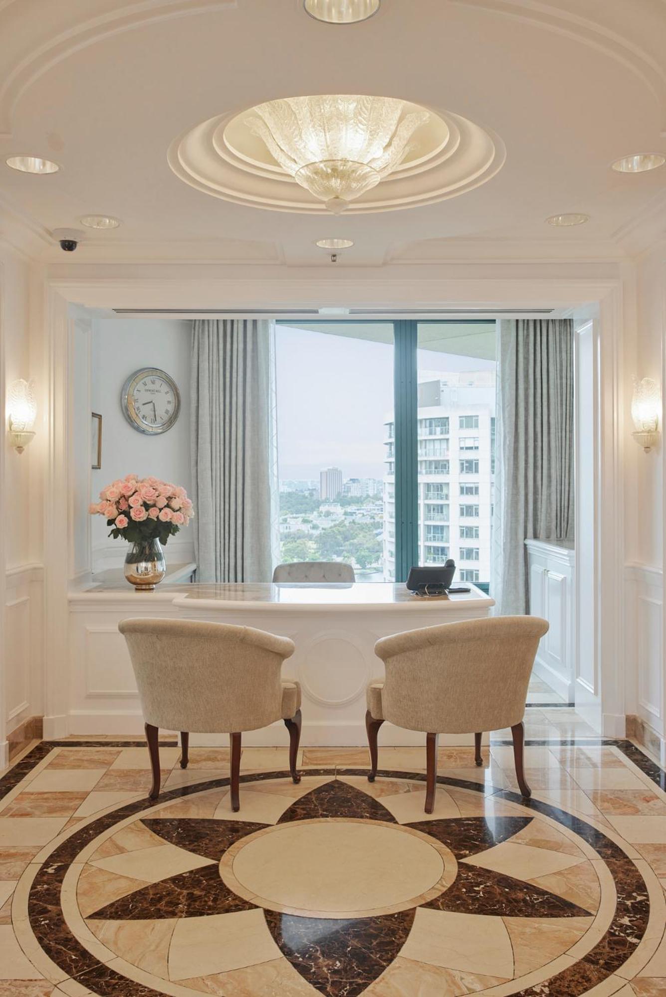 Hotel The Langham Melbourne Esterno foto A view of the reception area at the Mandarin Oriental, Kuala Lumpur