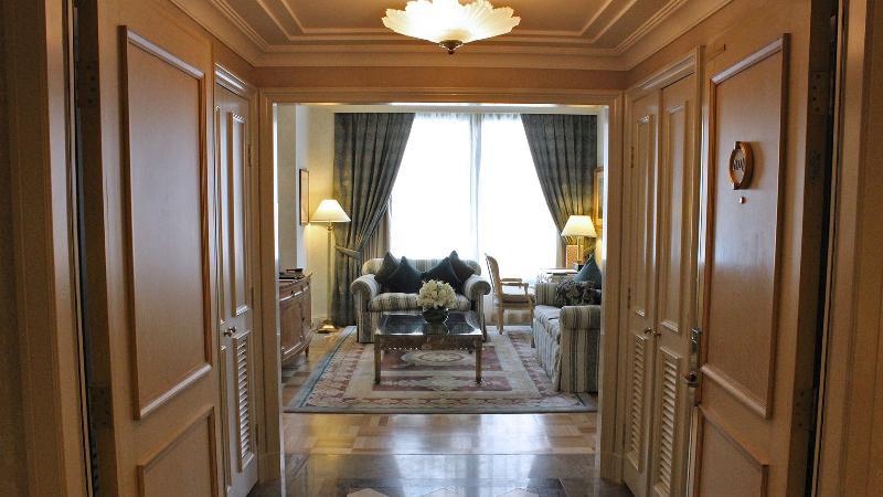 Hotel The Langham Melbourne Esterno foto A suite at the Four Seasons Hotel, Istanbul